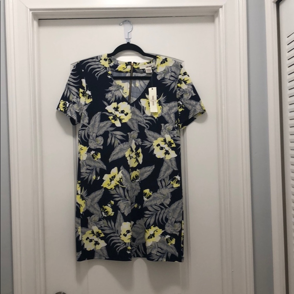 Sans spice never worn dress! STEAL!